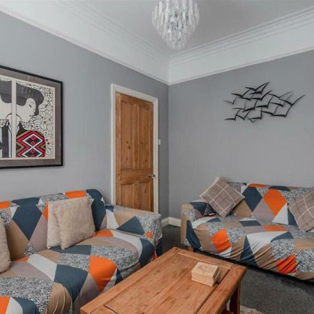Entire 2-Bedroom House With Garden York Dış mekan fotoğraf