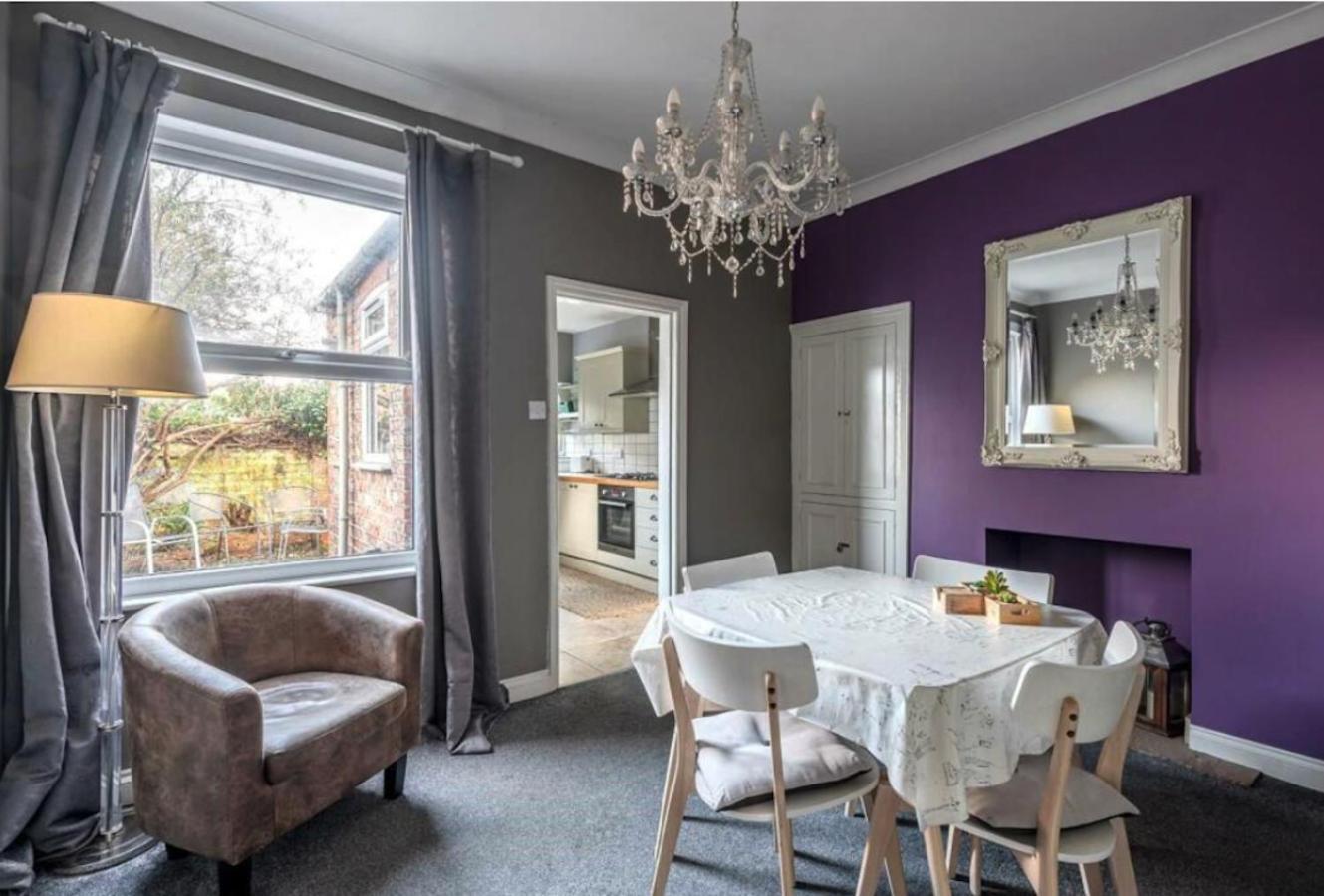 Entire 2-Bedroom House With Garden York Dış mekan fotoğraf